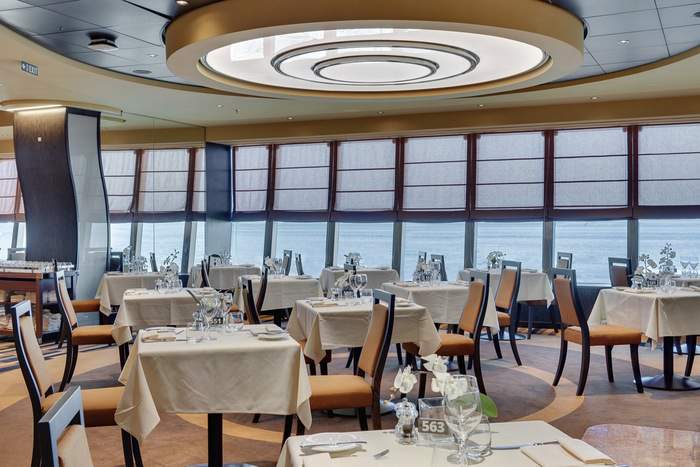MSC Cruises MSC Meraviglia Panorama Restaurant.jpg
